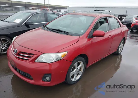 2013 Toyota Corolla Le z USA, uszkodzony, nr VIN 2T1BU4EE4DC972110